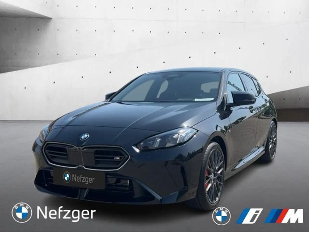 BMW 1 Serie 135 xDrive Sedan