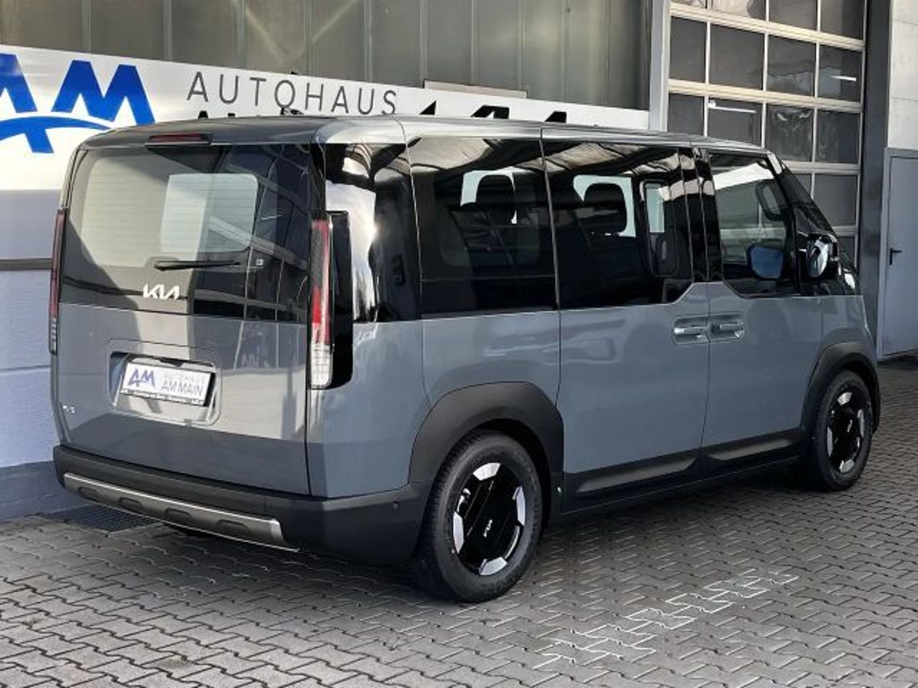 Kia PV5 Passenger