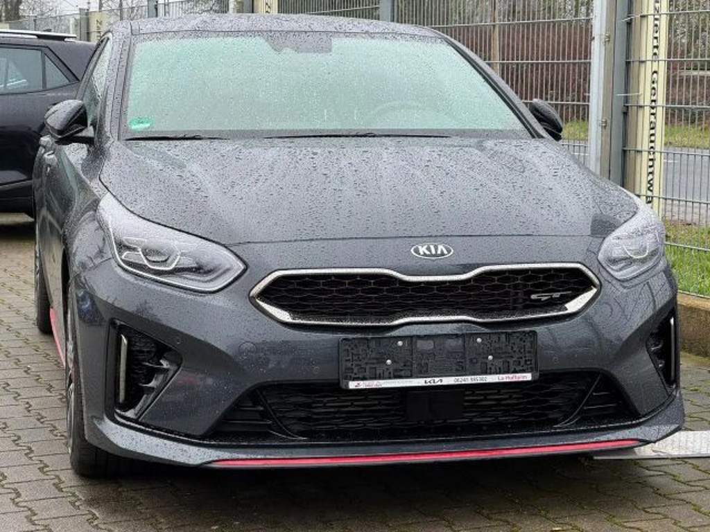 Kia ProCeed