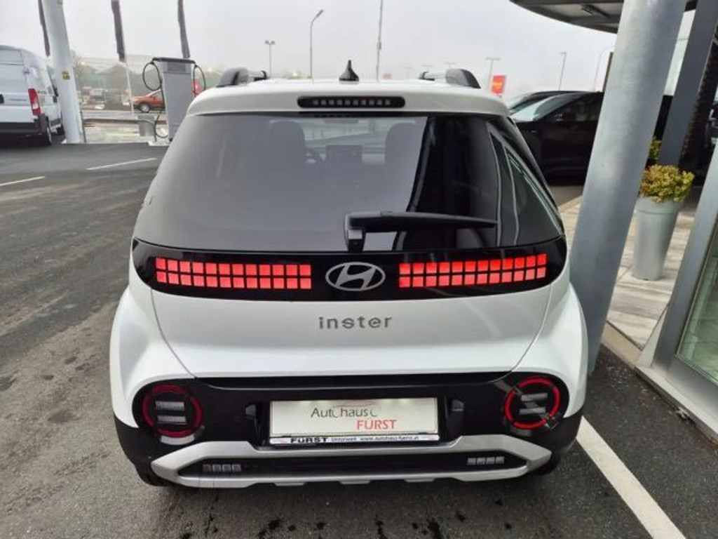 Hyundai INSTER