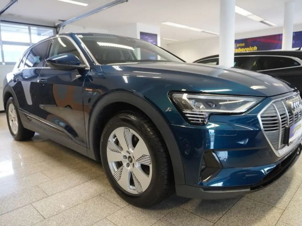 Audi e-tron Quattro Business