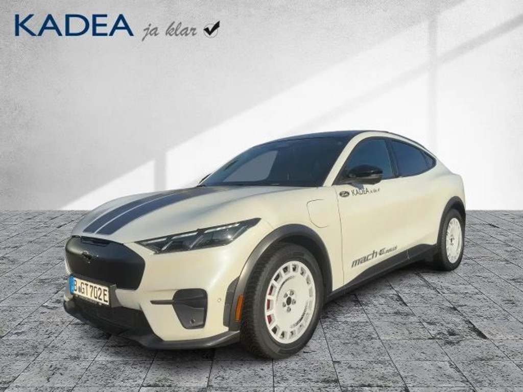 Ford Mustang Mach-E AWD GT