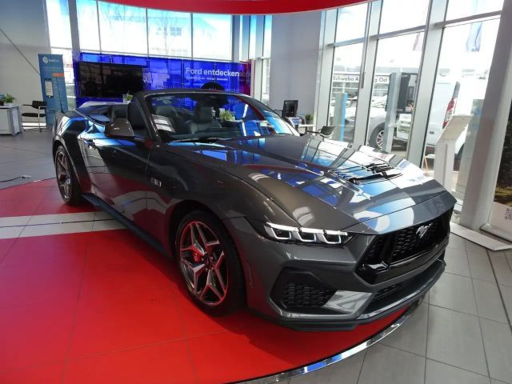 Ford Mustang Convertible GT 5.0 V8