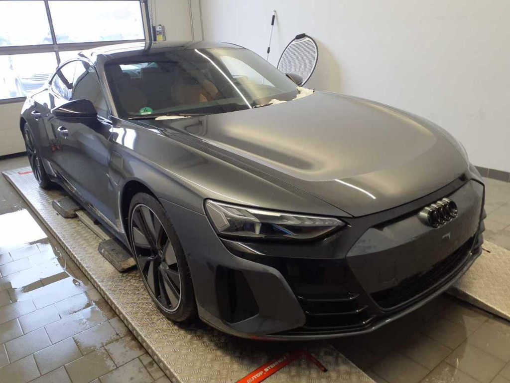 Audi e-tron GT