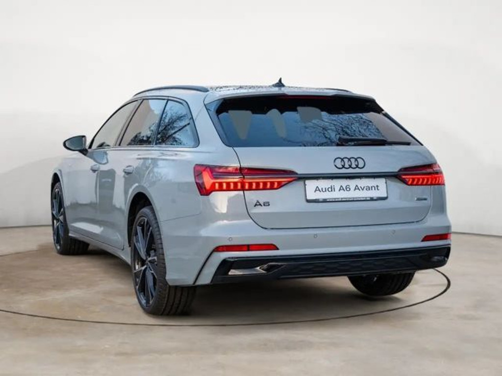 Audi A6 Avant Quattro S-Line 50 TDI