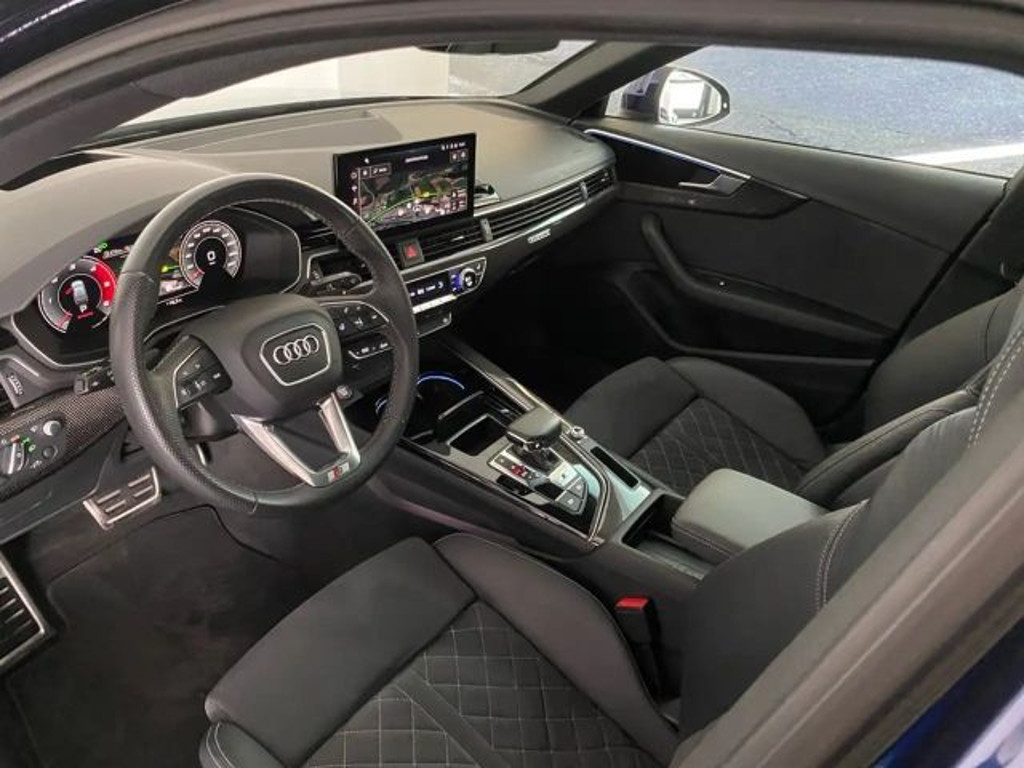 Audi S4