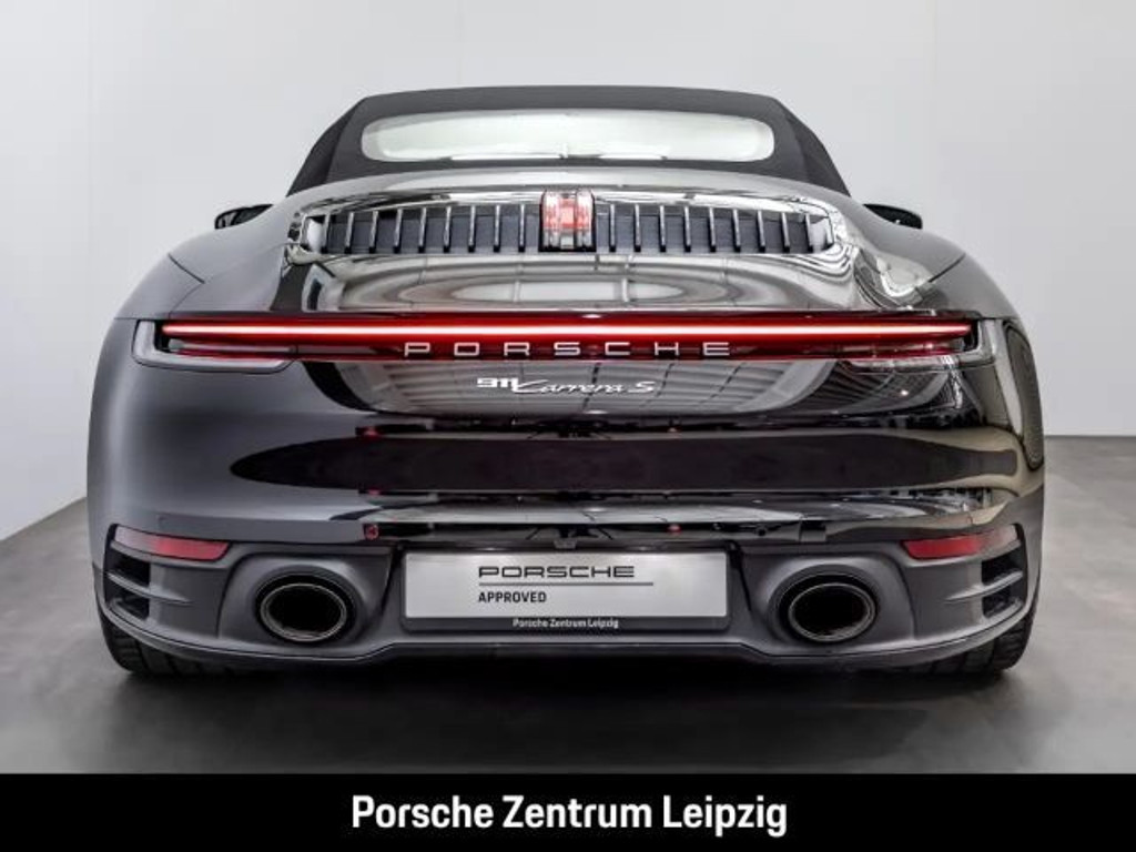 Porsche 992