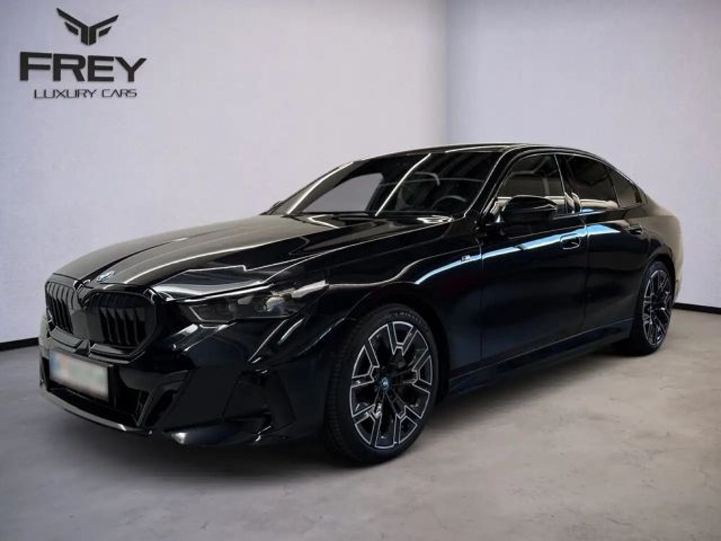 BMW i5 M-Sport Sedan