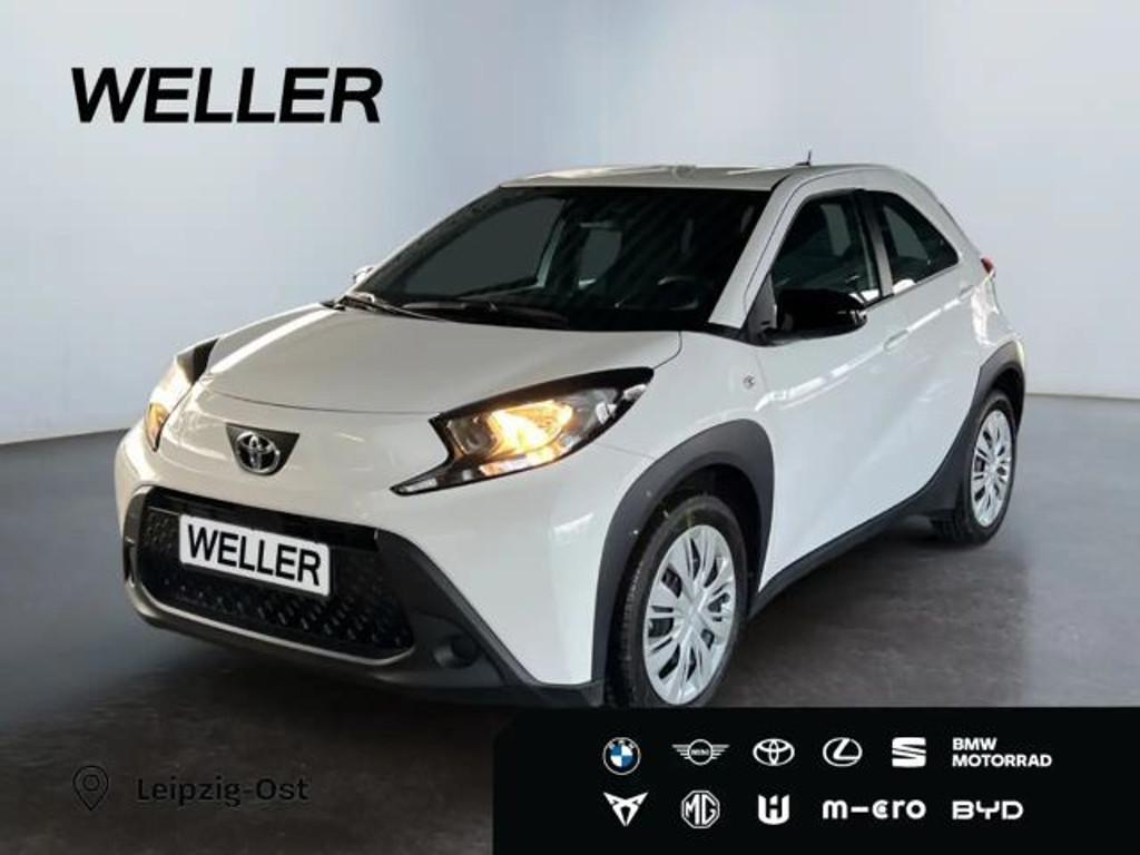 Toyota Aygo X Hatchback X-play Play