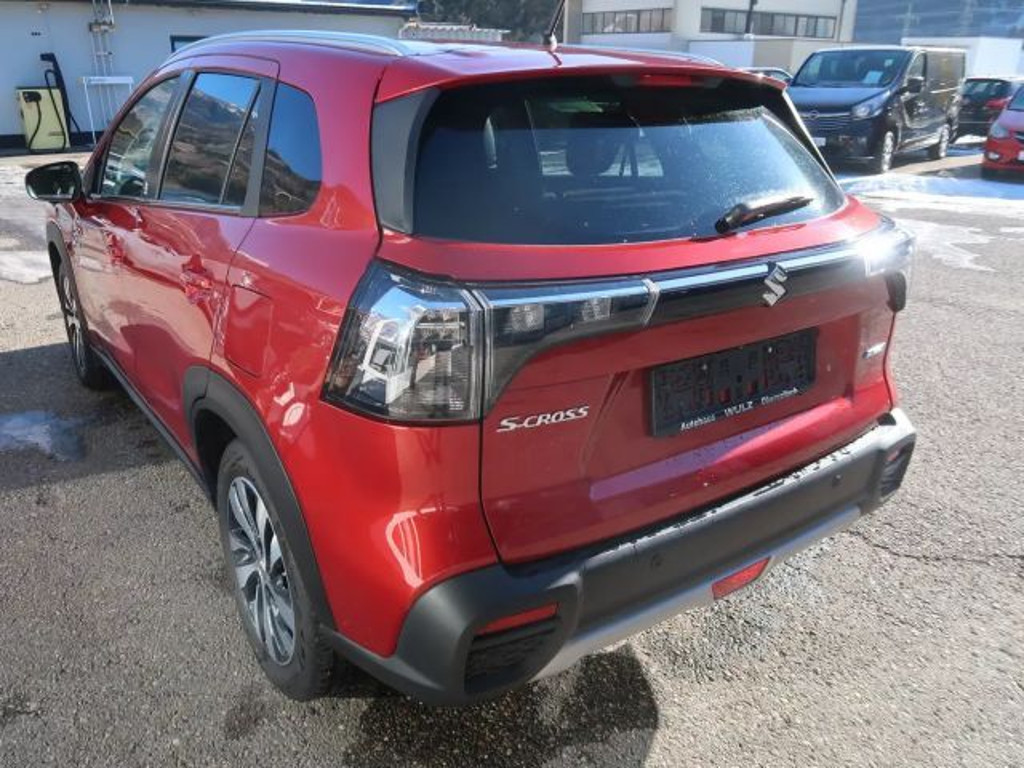 Suzuki S-Cross