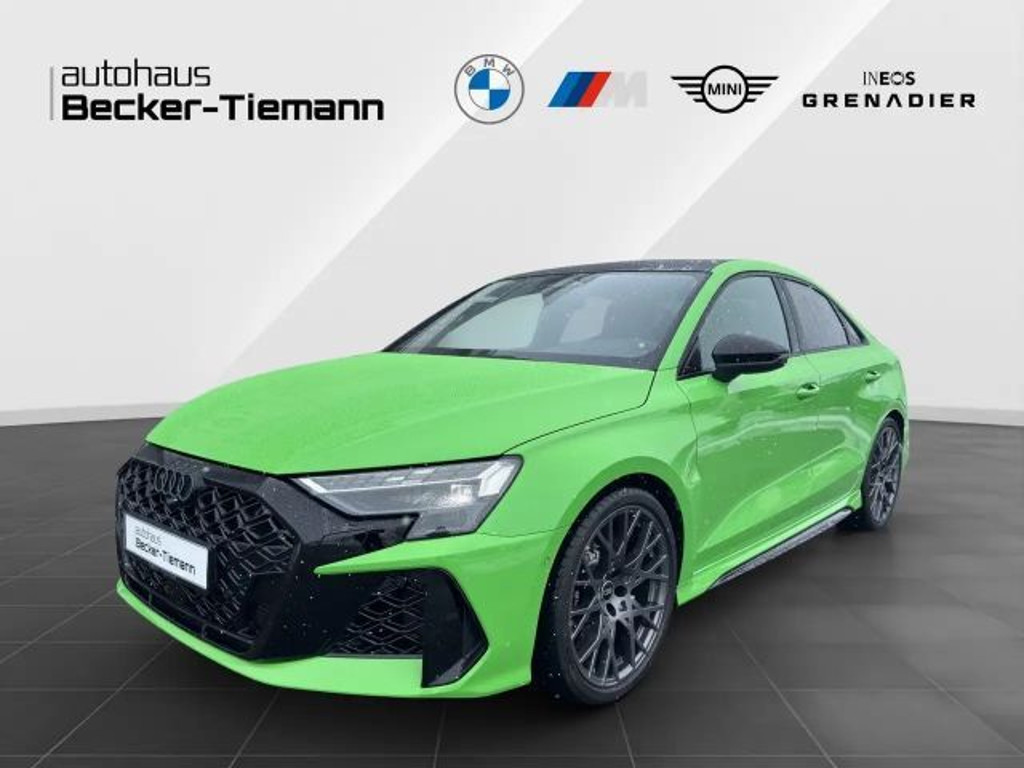 Audi RS3 Sedan Quattro S-Tronic