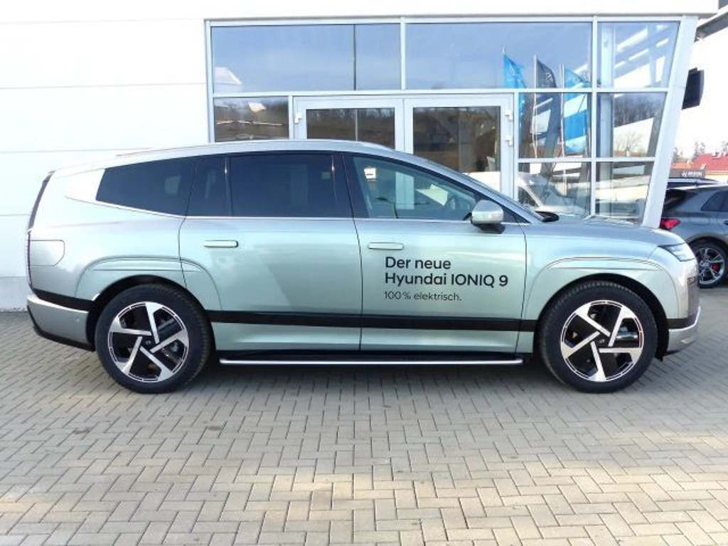 Hyundai IONIQ 9