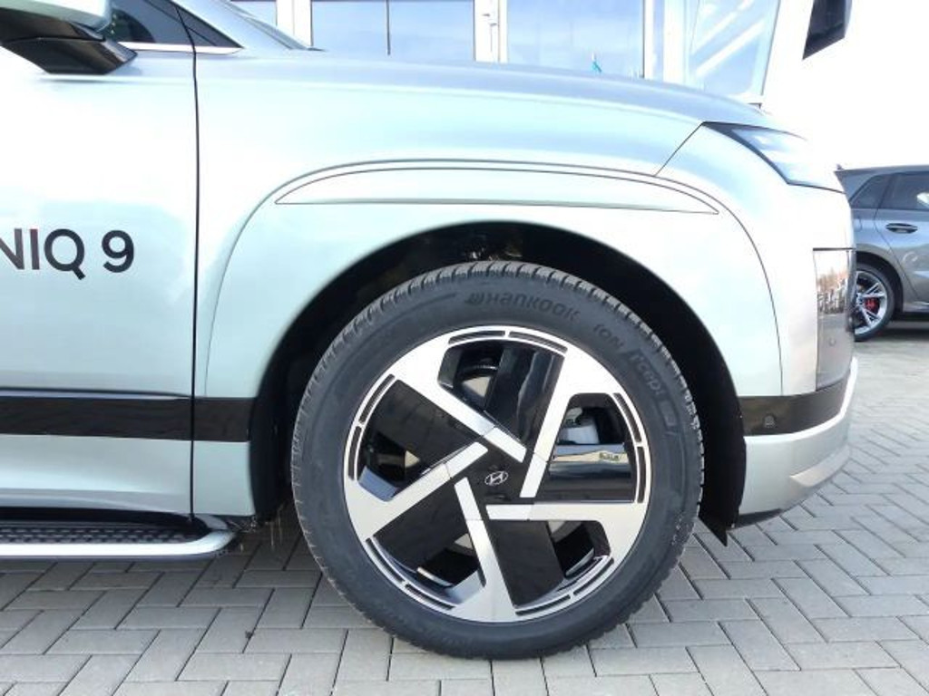 Hyundai IONIQ 9