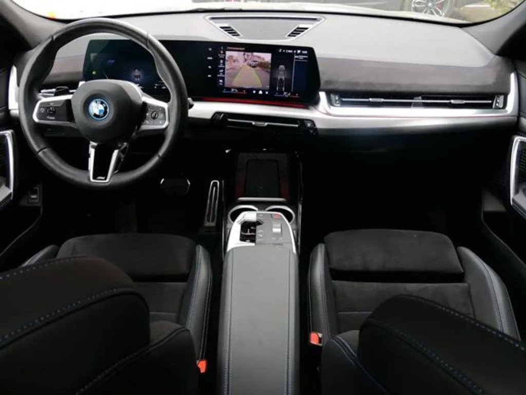 BMW iX2