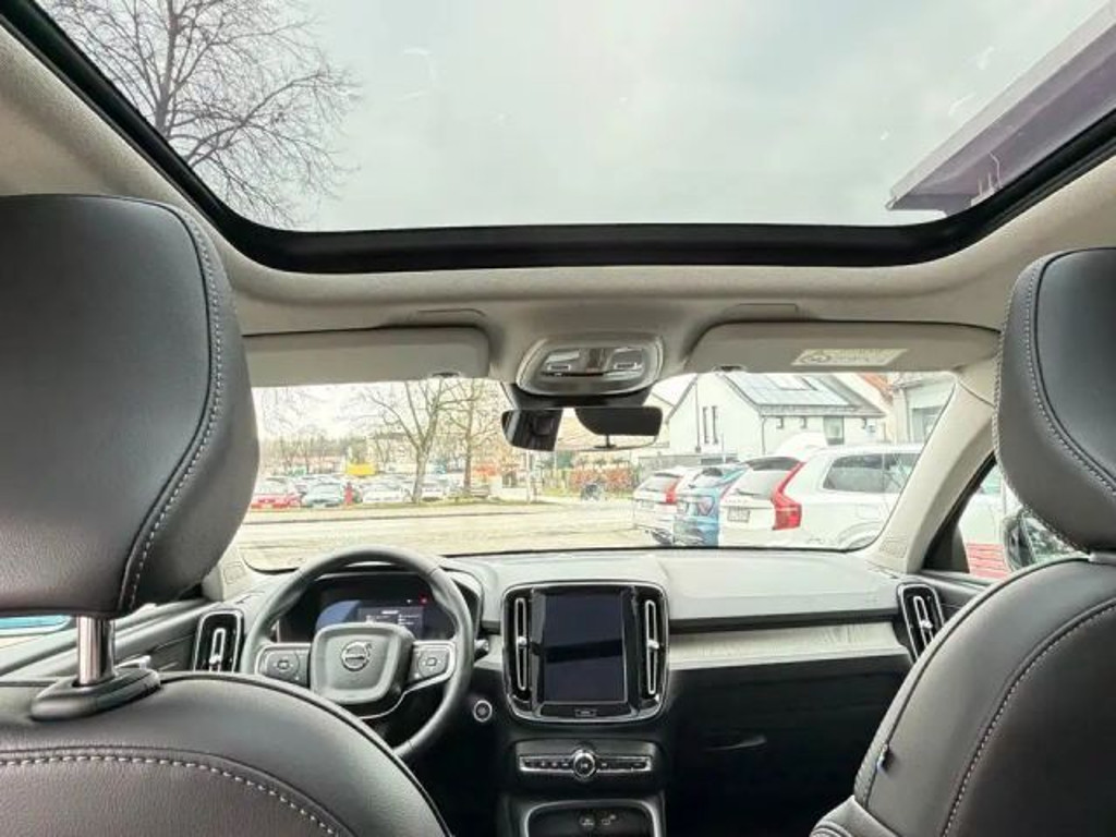 Volvo XC40 Business Dark Ultra