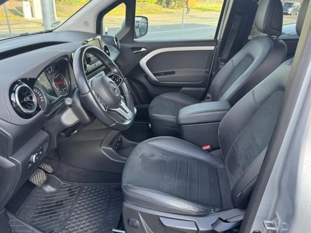 Mercedes-Benz T 180 Sedan