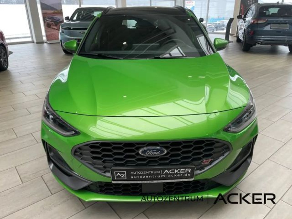 Ford Focus Wagon ST Line