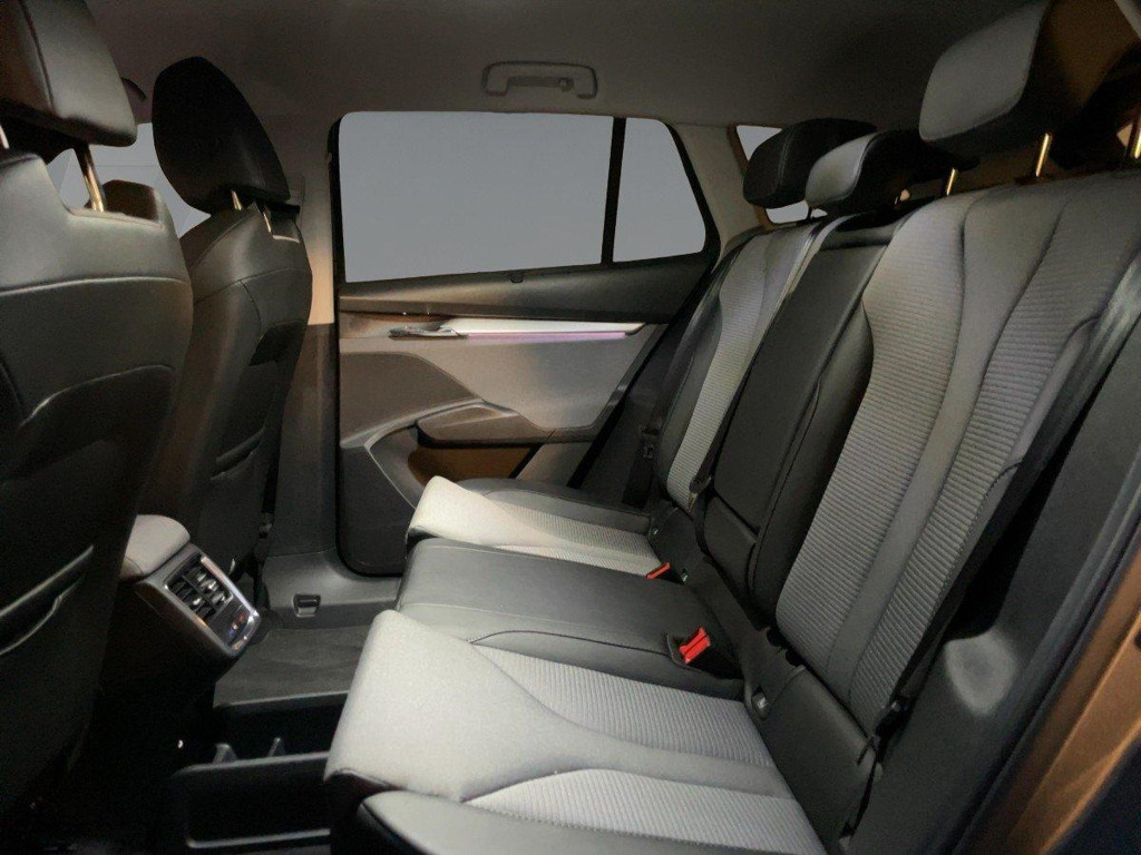 Skoda Enyaq iV APP+DAB+ACC+LED+NAVI+PDC+TOTW+KAMERA