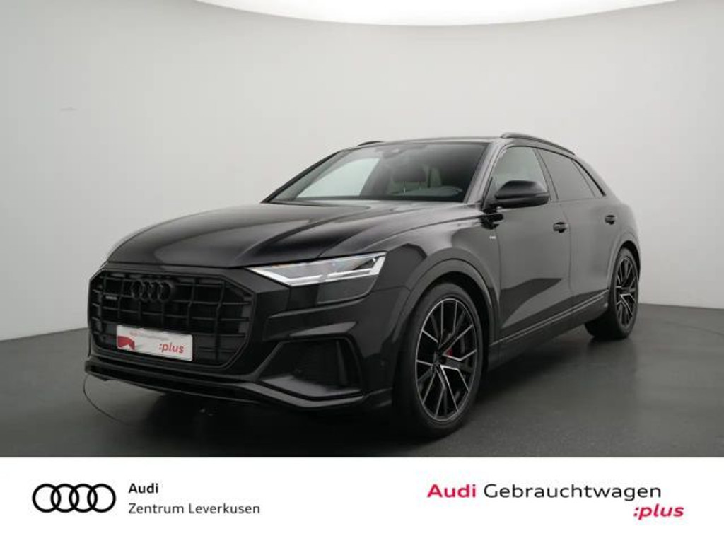 Audi Q8 S-Line