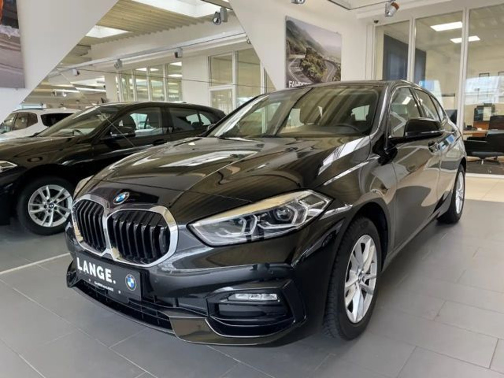 BMW 1 Serie 118 Sport Line Sedan 118i