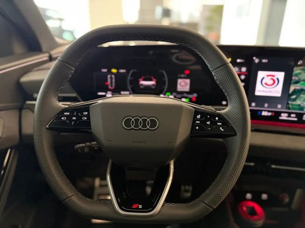 Audi SQ6 e-tron