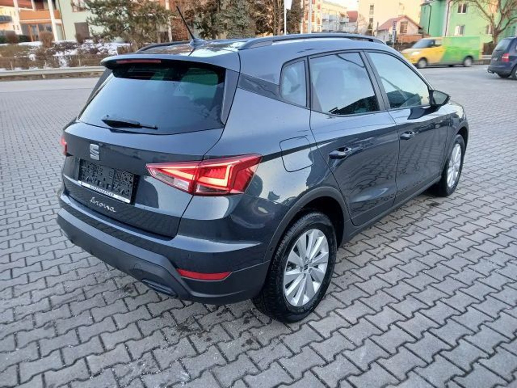 Seat Arona