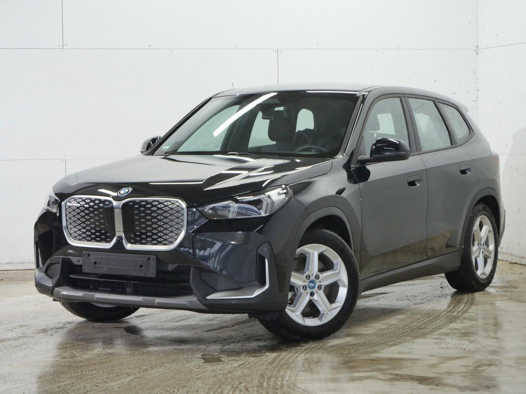 BMW iX1 xDrive30