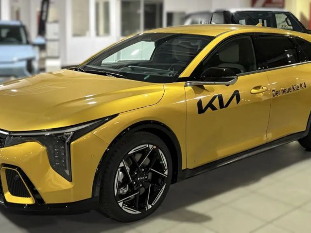 Kia K4