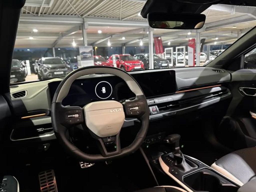 Kia K4