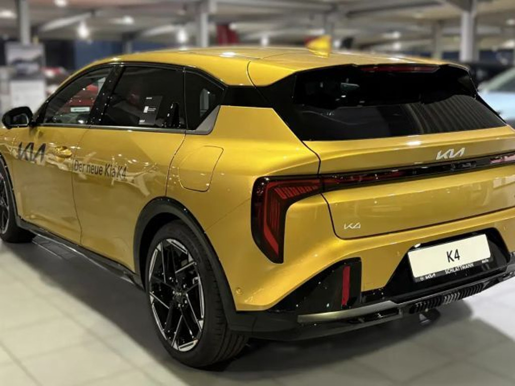 Kia K4