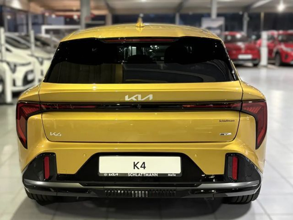 Kia K4