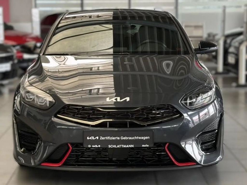 Kia ProCeed