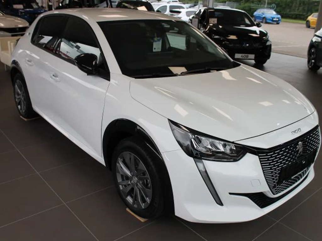 Peugeot e-208