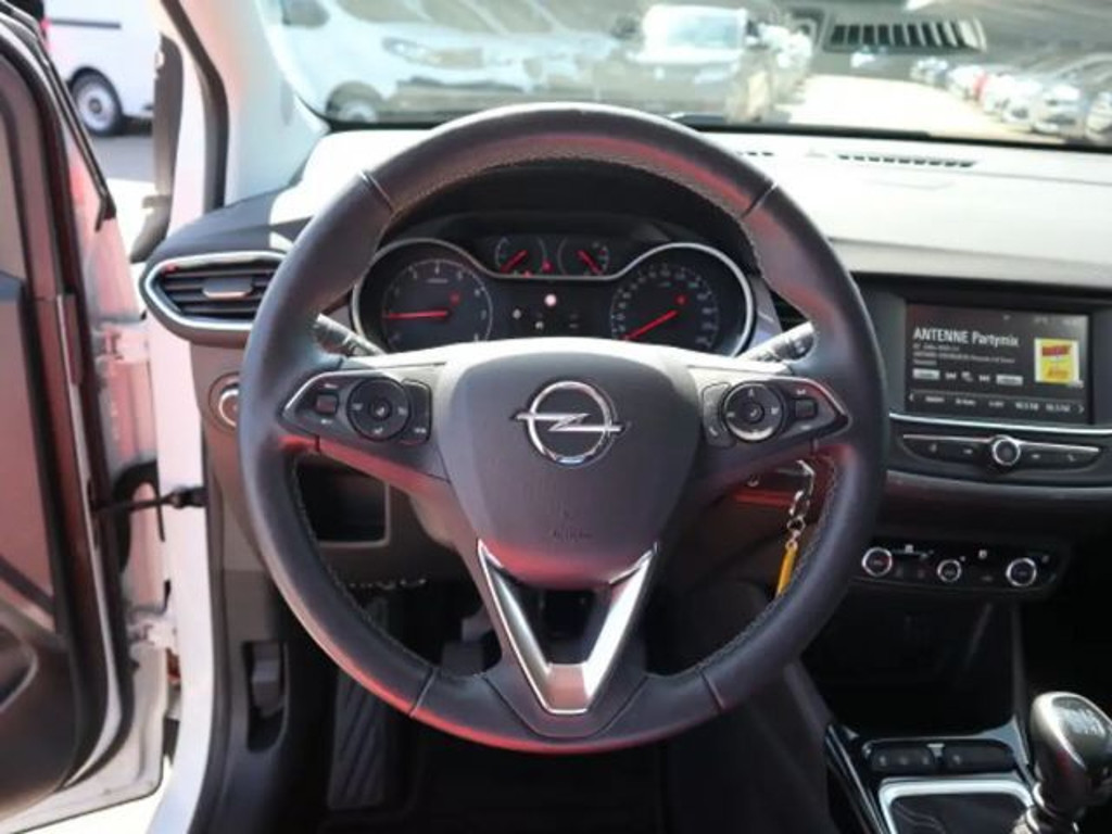 Opel Crossland X