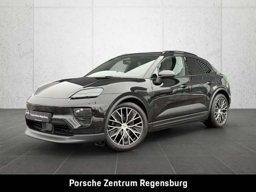 Porsche Macan 4