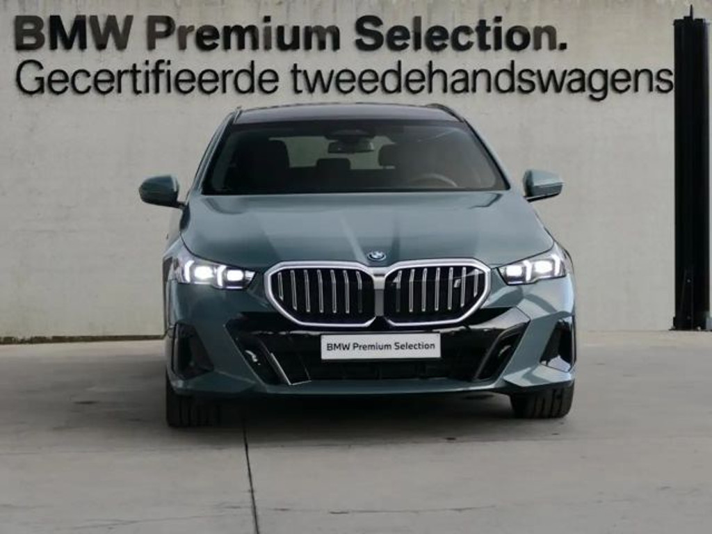 BMW i5