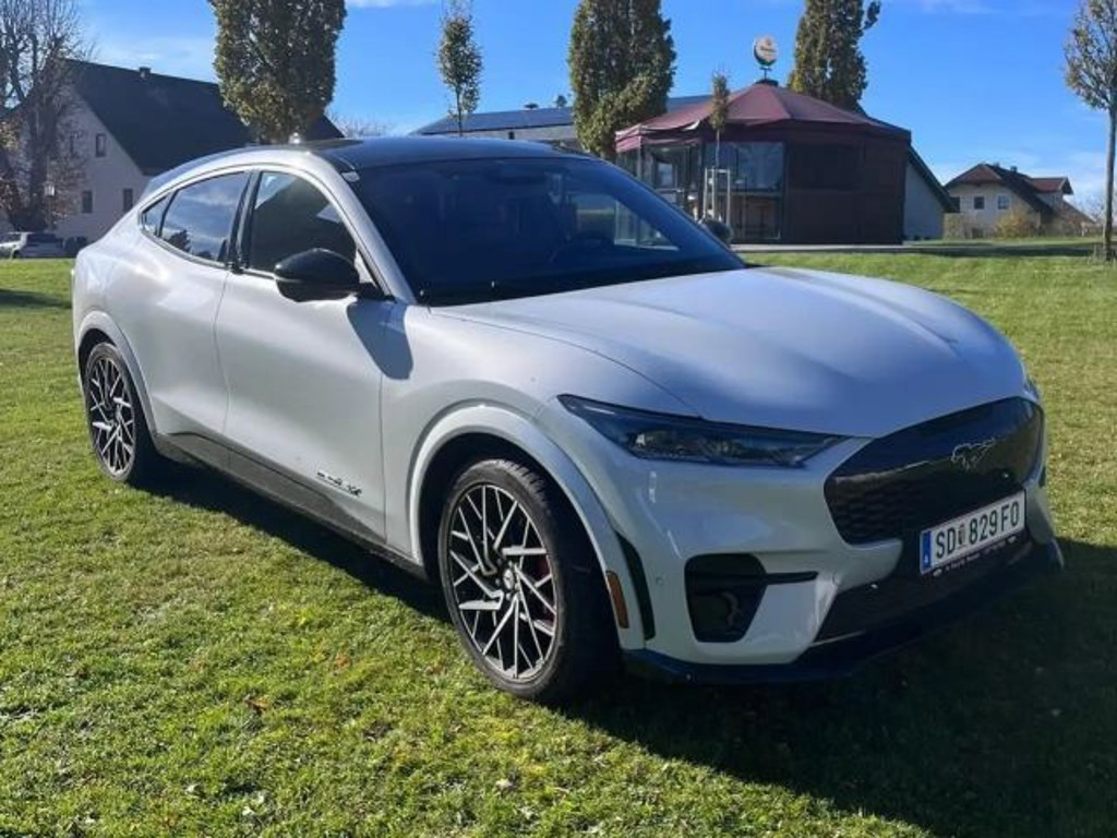 Ford Mustang Mach-E AWD GT