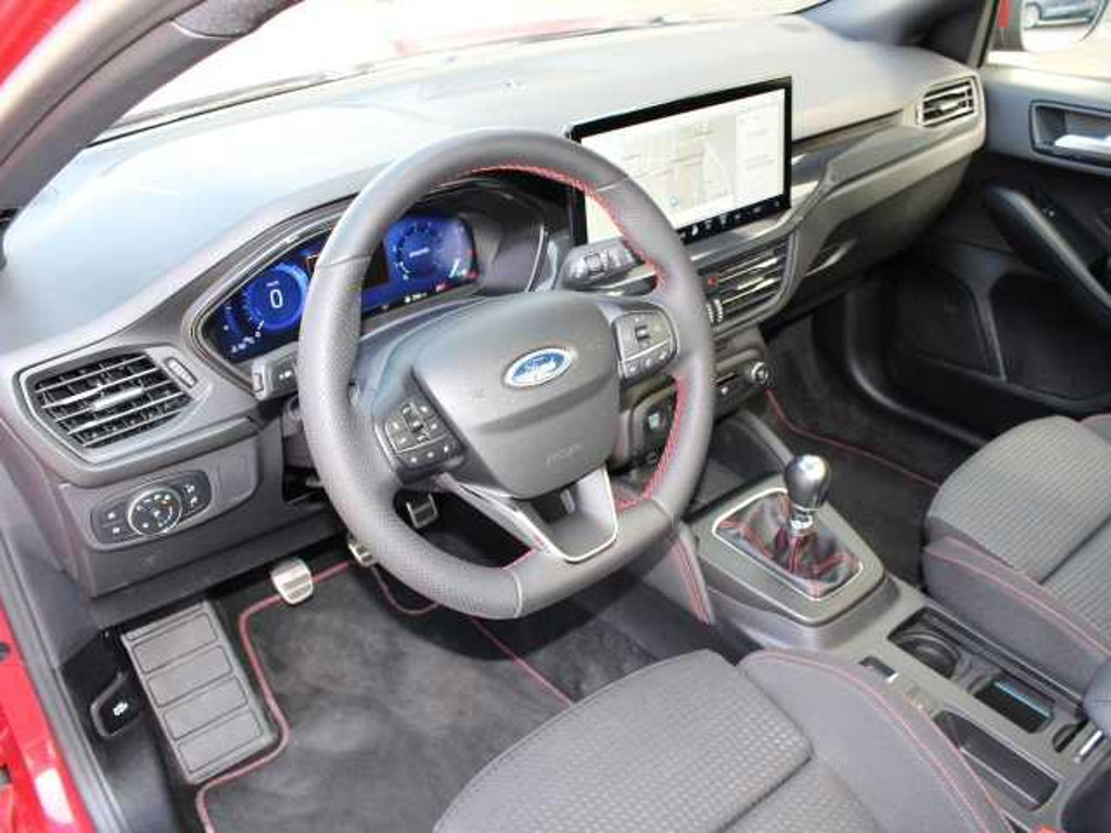 Ford Focus Wagon ST Line