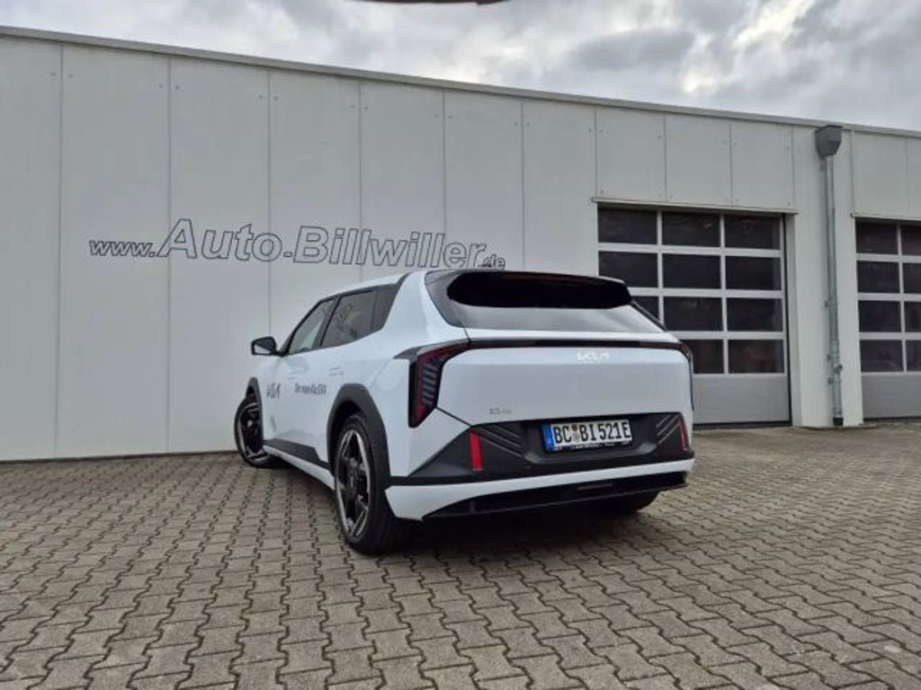 Kia EV4