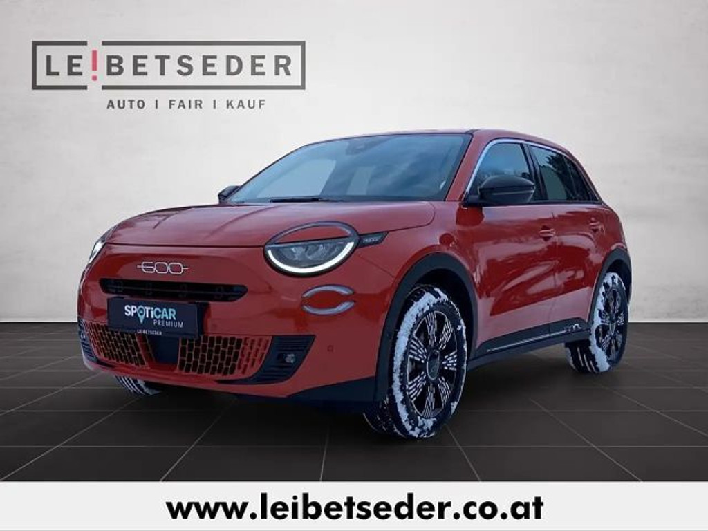 Fiat 600e Hybrid 100 6-Gang eDCT inkl. Rückfahrkamera uvm.