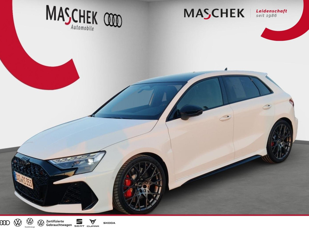 Audi RS3 Sportback Sedan