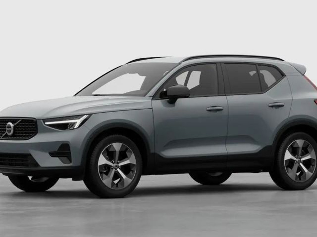Volvo XC40 Plus Dark