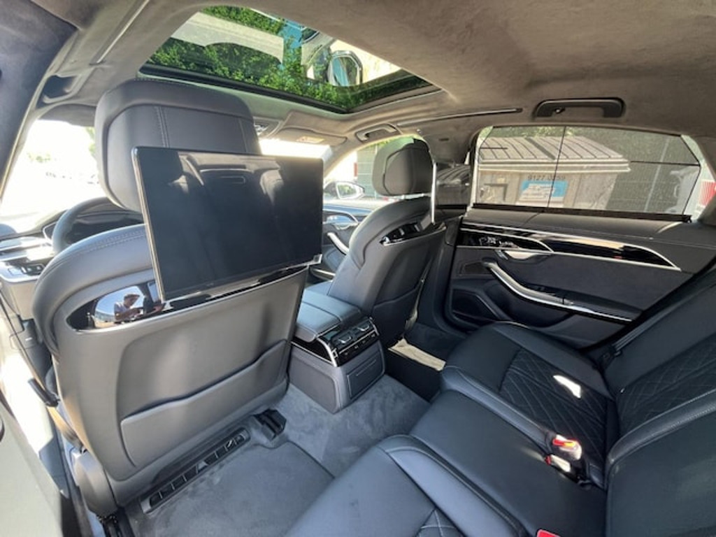 Audi S8