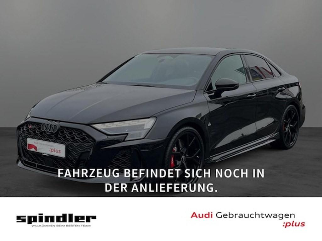 Audi RS3 Sedan Quattro S-Tronic