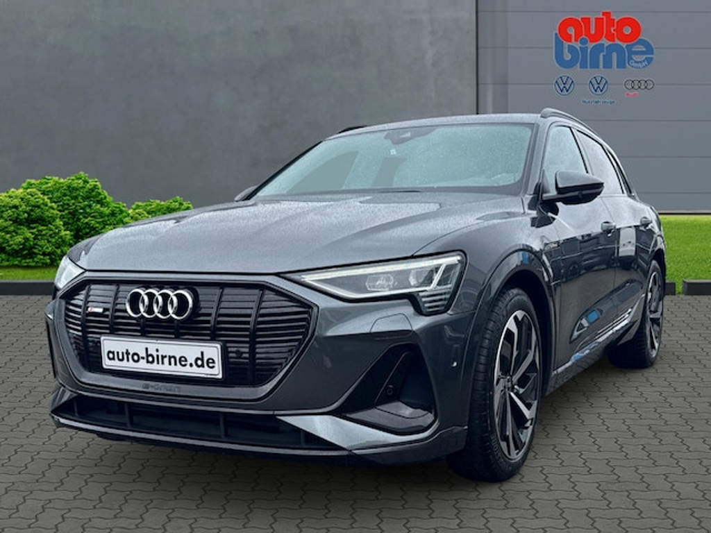 Audi e-tron Quattro 50