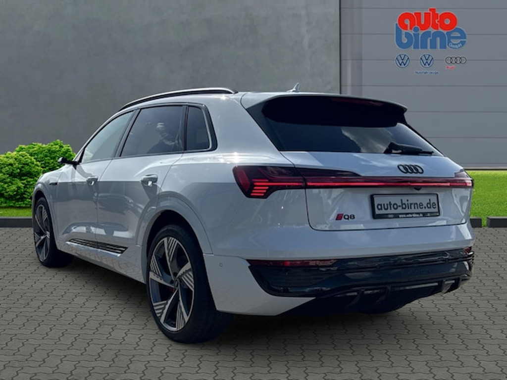 Audi Q8 e-tron