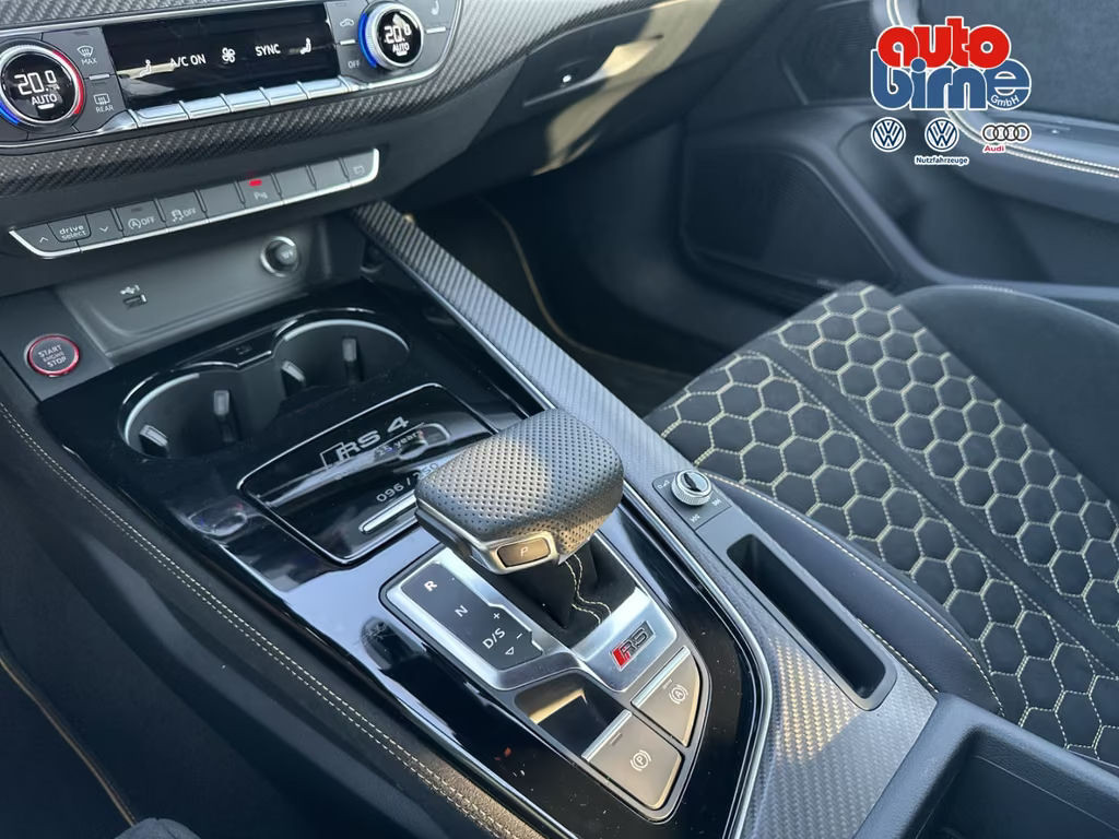 Audi RS4