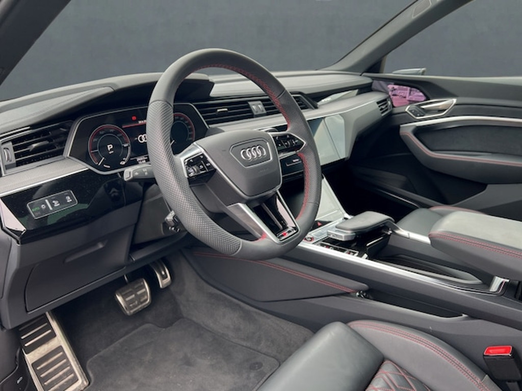 Audi Q8 e-tron