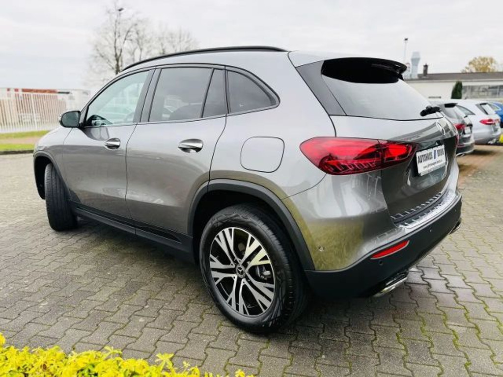 Mercedes-Benz GLA-Klasse GLA 180 Progressive