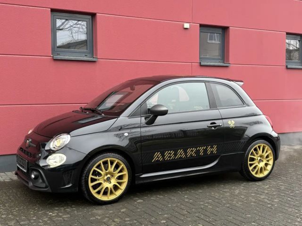 Abarth 695 70th Anniversario Competizione